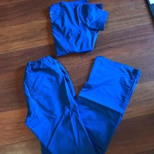 EUC Cherokee luxe scrubs royal blue tall